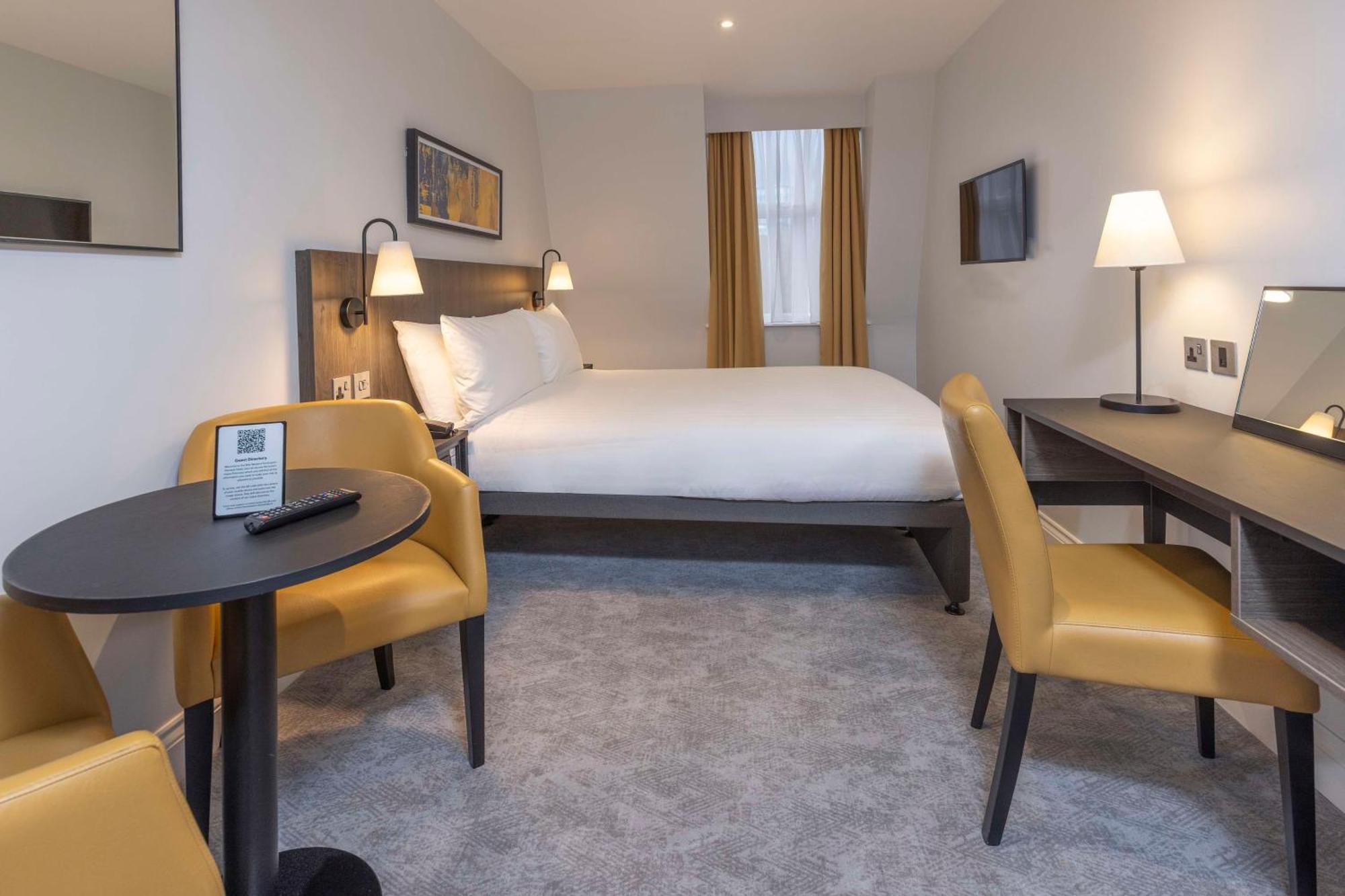 Best Western Kensington Olympia Hotel London Exterior foto