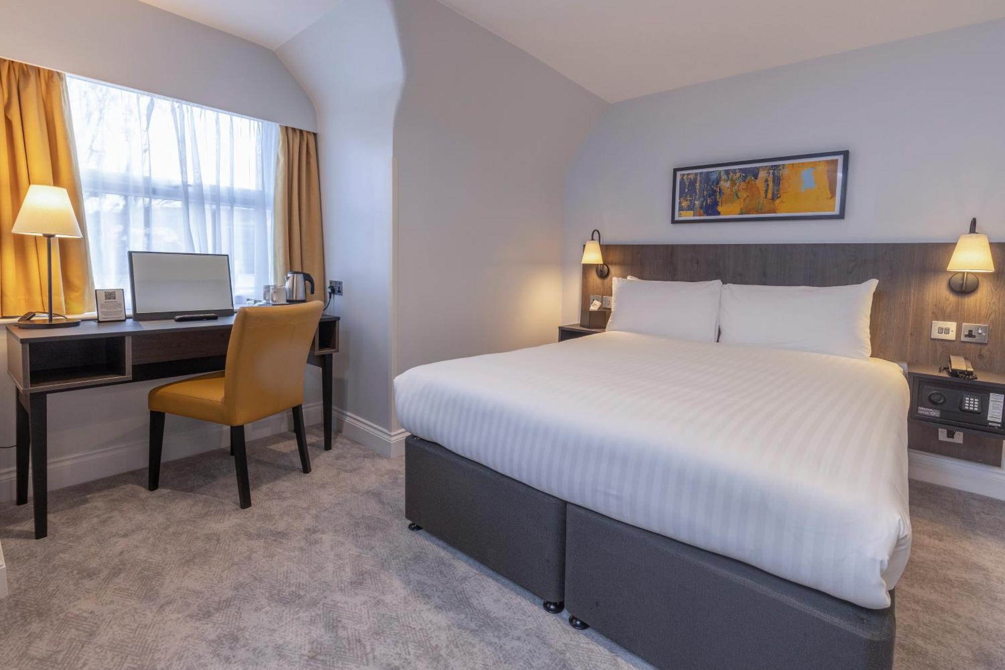 Best Western Kensington Olympia Hotel London Exterior foto